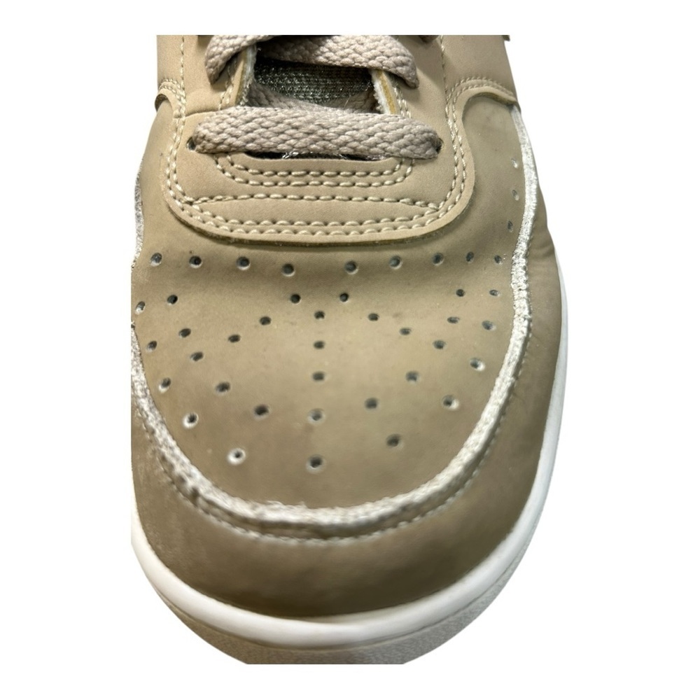 Nike Tan and White Sneakers Men’s size 7.5 (women size 9) - Picture 4 of 15
